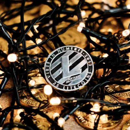 Machine learning algorithm sets Litecoin price for Christmas Day 2022