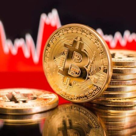 Bitcoin price teetering on the edge of a major drop, analyst warns