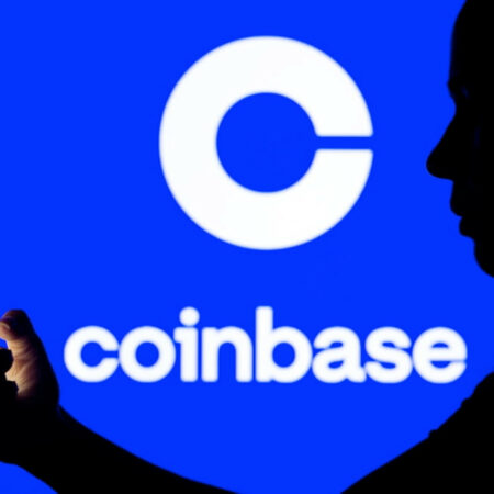 Coinbase CEO appeals to UK govt, urges crypto investors to ditch Chase bank accounts