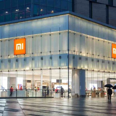 EV industry welcomes a new player, smartphone maker Xiaomi